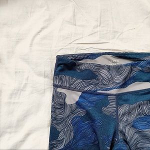 Joy Lab blue camo high waisted leggings